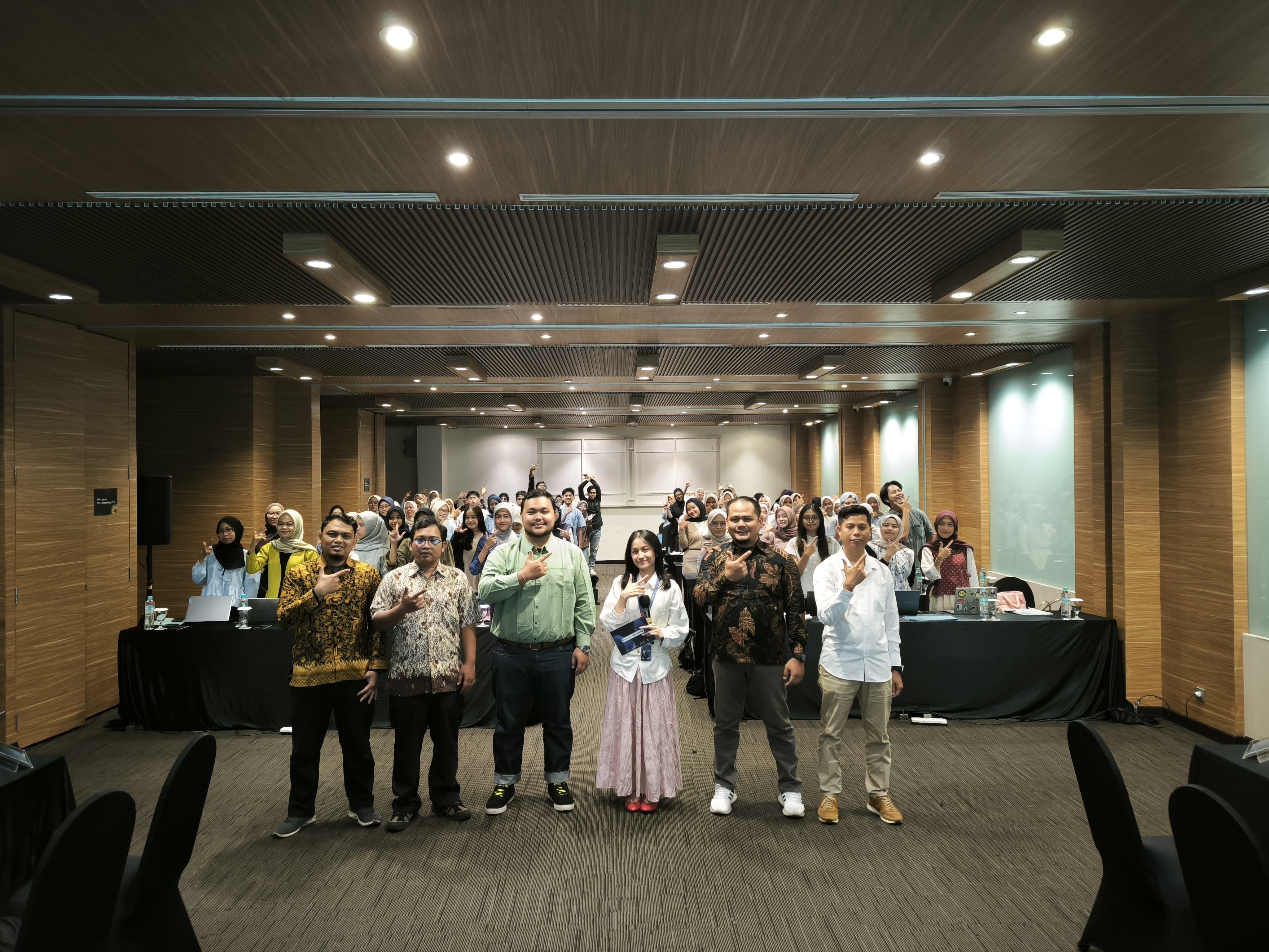 Sertifikasi Operator Komputer Muda bekerja sama dengan BelajarLagi dan LSP Media Informatika – 19 Oktober 2025